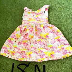 Girls dress